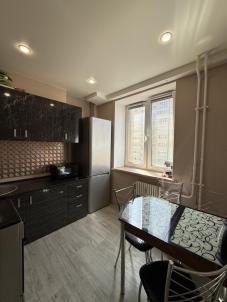Продажа квартиры Омск. Космический проспект 14Е