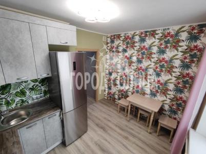 Продажа квартиры Омск. Заозёрный, Химиков, 32/1