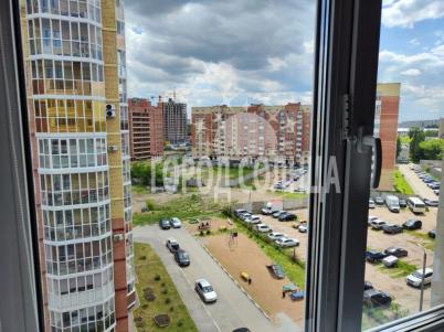 Продажа квартиры Омск. Заозёрный, Химиков, 32/1