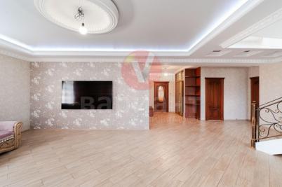 Продажа коттеджа Омск. 11-я Северная улица 121