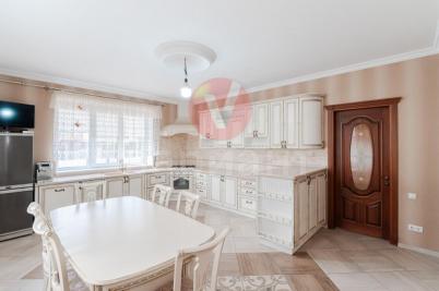Продажа коттеджа Омск. 11-я Северная улица 121