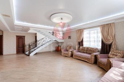 Продажа коттеджа Омск. 11-я Северная улица 121
