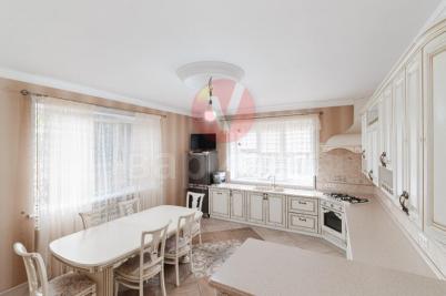 Продажа коттеджа Омск. 11-я Северная улица 121