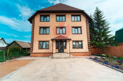 Продажа коттеджа Омск. 11-я Северная улица 121