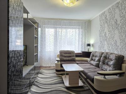 Продажа квартиры Омск. Заозёрный, Глинки, 1