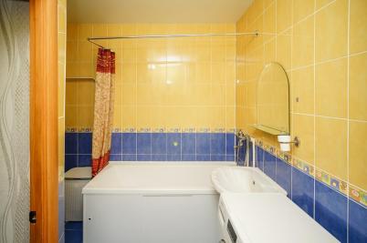 Продажа квартиры Омск. Омская, 136 к2