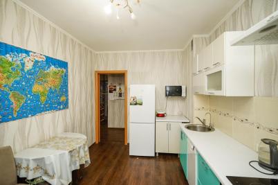 Продажа квартиры Омск. Омская, 136 к2