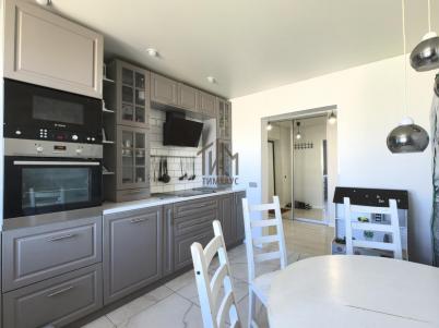 Продажа квартиры Омск.&nbsp;М.М.Кузьмина б-р., 23