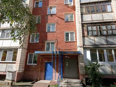 Продажа квартиры Омск. Заозёрный, Малиновского, 12