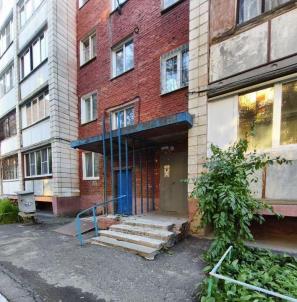 Продажа квартиры Омск. Заозёрный, Малиновского, 12
