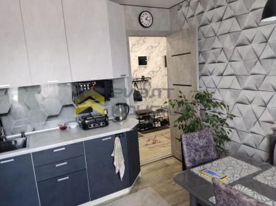 Продажа квартиры Омск. улица 10 лет Октября, 141
