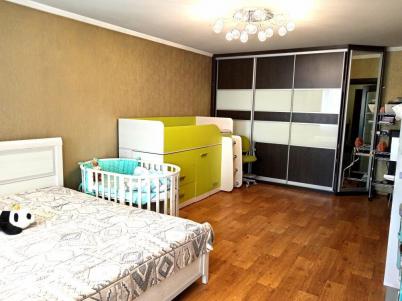 Продажа квартиры Омск. ул 70 лет Октября, 15