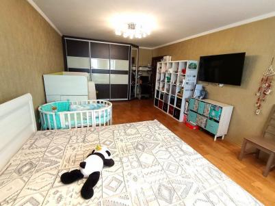 Продажа квартиры Омск. ул 70 лет Октября, 15