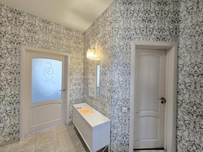 Продажа квартиры Омск. Труда, 49