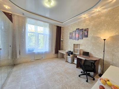 Продажа квартиры Омск. Труда, 49