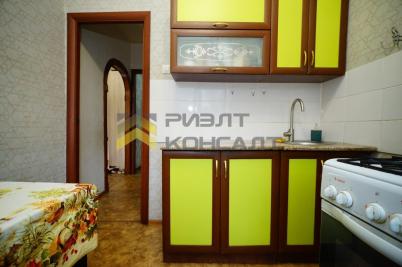Продажа квартиры Омск. улица Революционная, 18