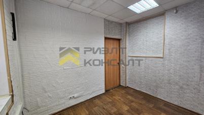 Продажа коммерческой недвижимости Омск. улица Богдана Хмельницкого, 164