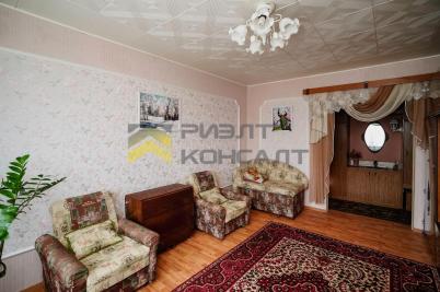 Продажа квартиры Омск. улица Заозерная, 32