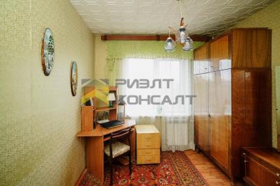 Продажа квартиры Омск. улица Заозерная, 32