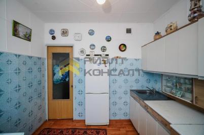 Продажа квартиры Омск. улица Заозерная, 32