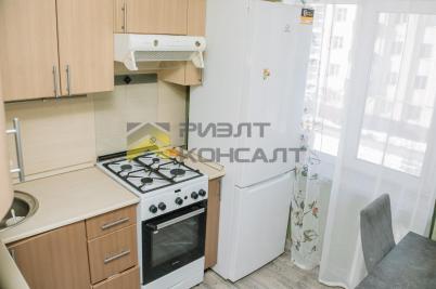 Продажа квартиры Омск. улица Молодогвардейская, 15