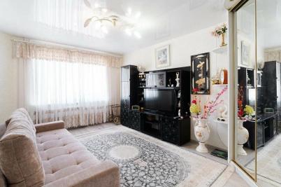 Продажа квартиры Омск. улица Степанца, 12