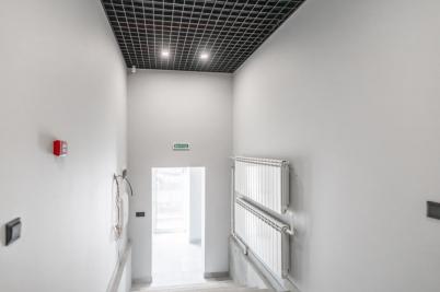 Продажа коммерческой недвижимости Омск. ул Тарская, 22