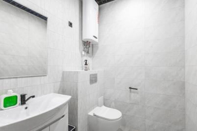 Продажа коммерческой недвижимости Омск. ул Тарская, 22