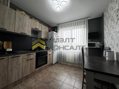 Продажа квартиры Омск. улица 70 лет Октября, 22/2