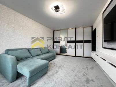 Продажа квартиры Омск. улица 70 лет Октября, 22/2