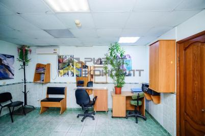 Продажа коммерческой недвижимости Омск. улица Химиков, 36