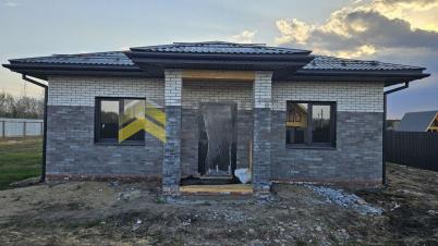 Продажа дома Омская обл, Омский р-н, деревня Зеленовка