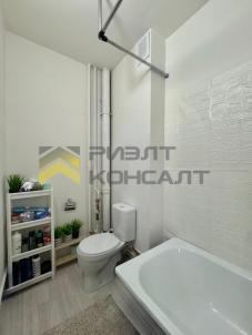 Продажа квартиры Омск. улица Осоавиахимовская, 183, к.1