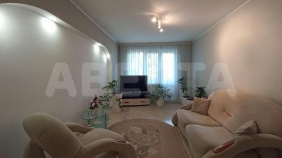 Продажа квартиры Омск. ул. Белозерова, 8/1