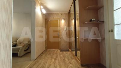 Продажа квартиры Омск. ул. Белозерова, 8/1