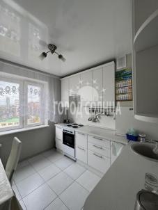 Продажа квартиры Омск. Заозёрный, Малиновского, 23к1