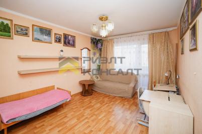 Продажа квартиры Омск. улица Сулеймана Стальского, 10