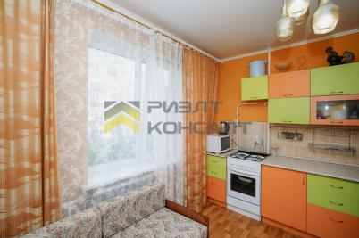 Продажа квартиры Омск. улица Сулеймана Стальского, 10