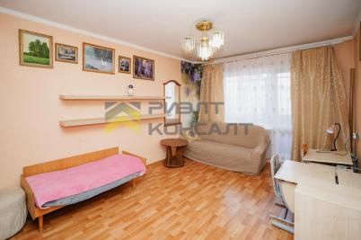 Продажа квартиры Омск. улица Сулеймана Стальского, 10
