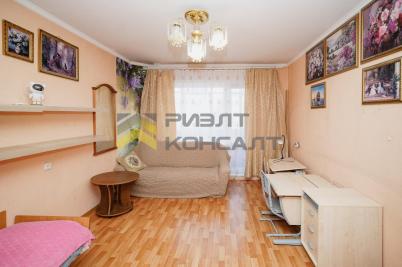 Продажа квартиры Омск. улица Сулеймана Стальского, 10