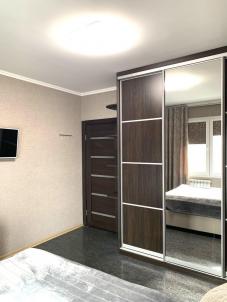 Продажа квартиры Омск. улица 10 лет Октября 113