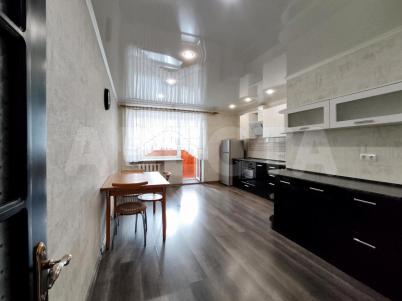 Продажа квартиры Омск. ул. 10 лет Октября, 147