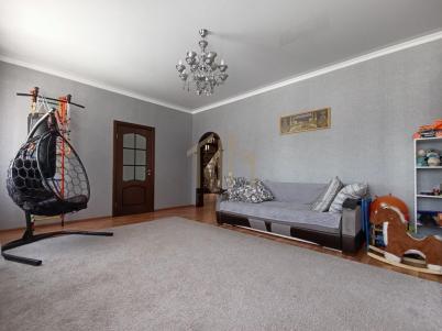 Продажа дома Таврический. Таврическое. 6-я Омская ул., 9