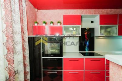 Продажа квартиры Омск. улица Малиновского, 19, к.1