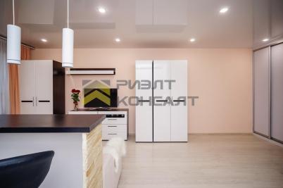 Продажа квартиры Омск. улица Крупской, 13/1