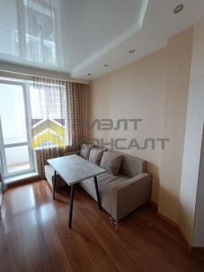 Продажа квартиры Омск. проспект Комарова, 17, к.1