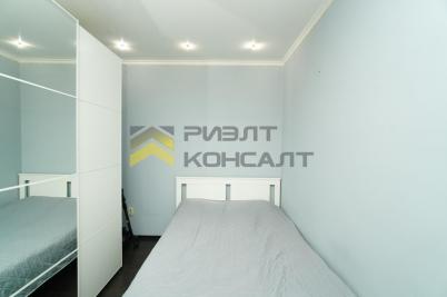 Продажа квартиры Омск. улица Дианова, 9, к.1