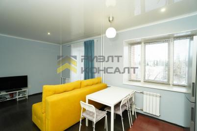 Продажа квартиры Омск. улица Дианова, 9, к.1