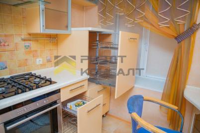 Продажа квартиры Омск. улица Кирова, 16, к.2