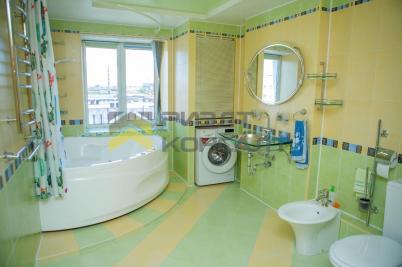 Продажа квартиры Омск. улица Кирова, 16, к.2